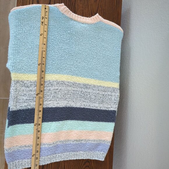 Vintage One Step Up Chevron Pattern Sweater Medium Acrylic Knit - Picture 10 of 13